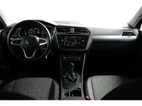 Volkswagen Tiguan (2022) thumbnail 12