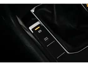 Volkswagen Tiguan (2022) thumbnail 17