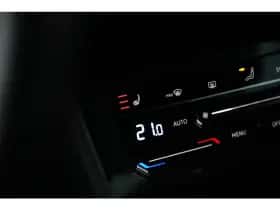 Volkswagen Tiguan (2022) thumbnail 18