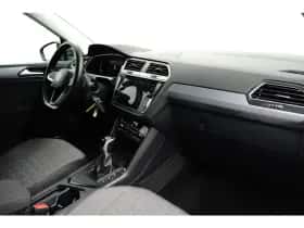 Volkswagen Tiguan (2022) thumbnail 25