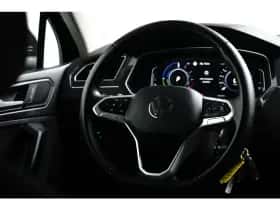 Volkswagen Tiguan (2022) thumbnail 26