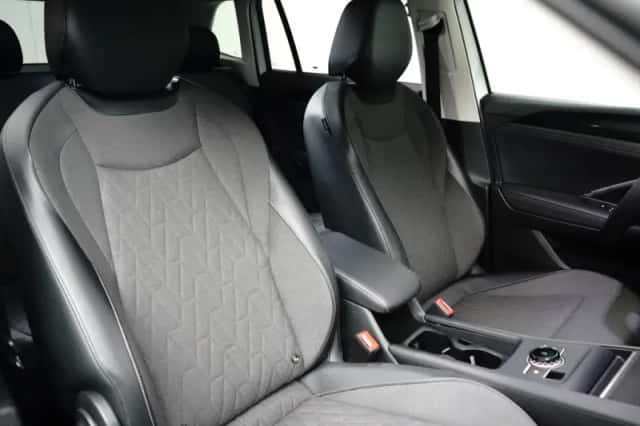 Volkswagen Tiguan (2025) thumbnail 23