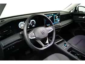Volkswagen Tiguan (2025) thumbnail 9