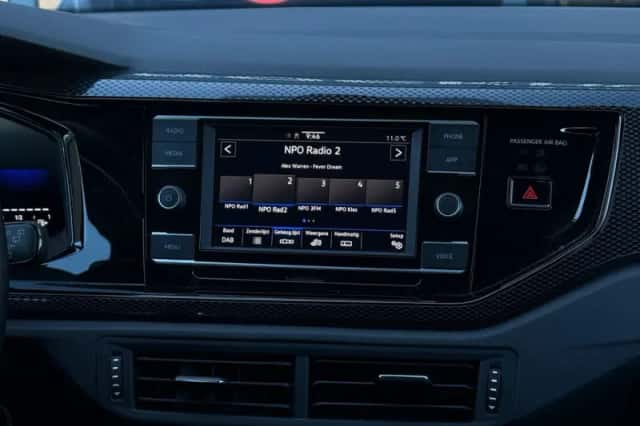 Volkswagen Polo (2023) thumbnail 23