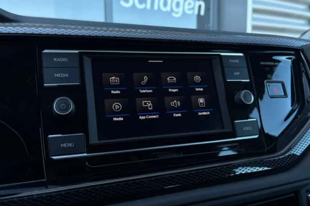 Volkswagen Polo (2023) thumbnail 26