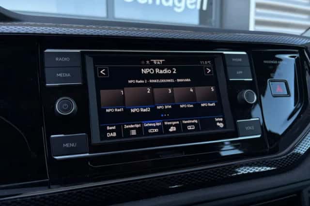 Volkswagen Polo (2023) thumbnail 28