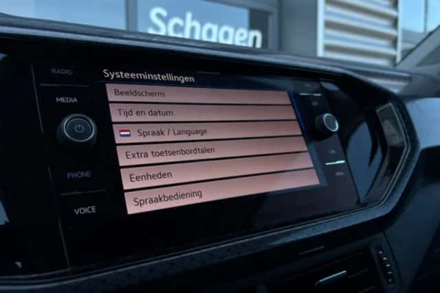 Volkswagen T-Cross (2021) thumbnail 23