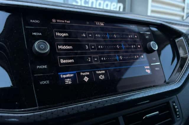 Volkswagen T-Cross (2021) thumbnail 24