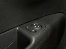 Fiat 500C (2013) thumbnail 20