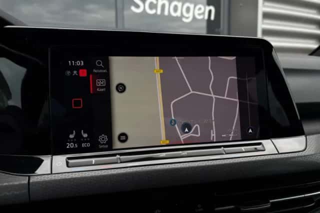 Volkswagen Golf (2021) thumbnail 27