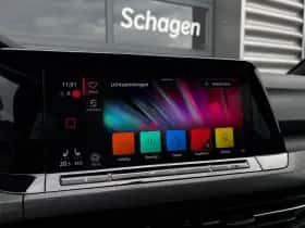 Volkswagen Golf (2021) thumbnail 32