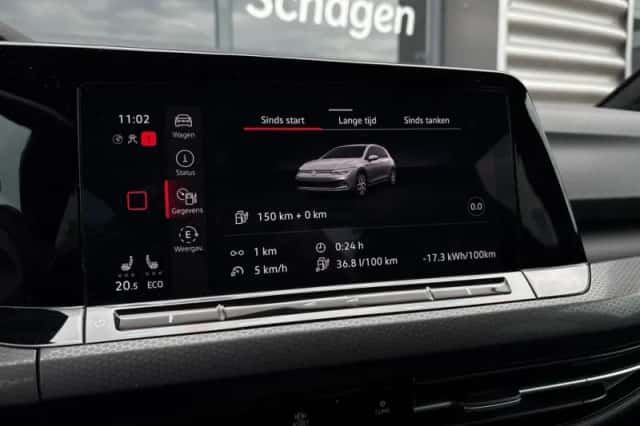 Volkswagen Golf (2021) thumbnail 36