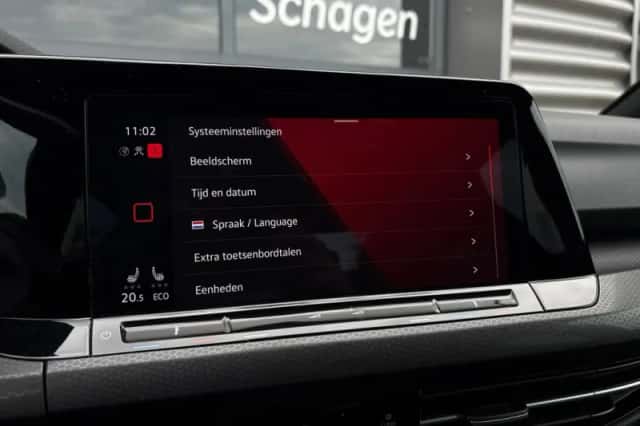 Volkswagen Golf (2021) thumbnail 37