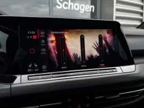 Volkswagen Golf (2021) thumbnail 40