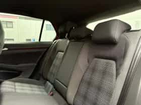 Volkswagen Golf (2021) thumbnail 41