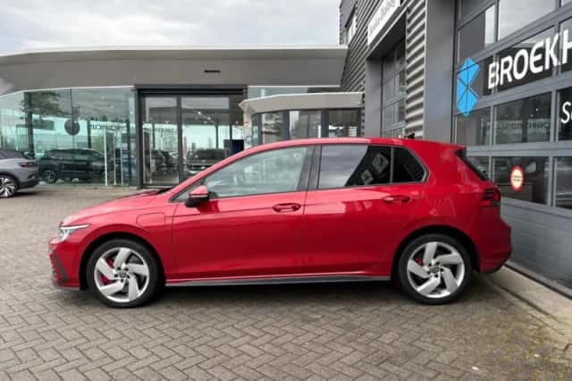 Volkswagen Golf (2021) thumbnail 6