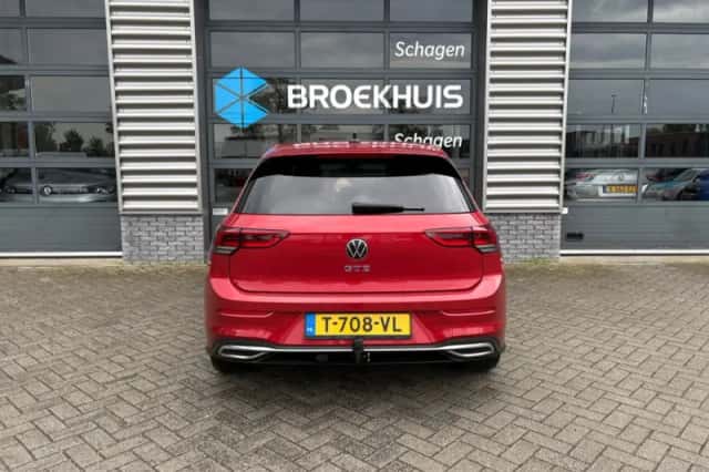 Volkswagen Golf (2021) thumbnail 8