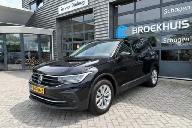 Volkswagen Tiguan (2022) thumbnail 2