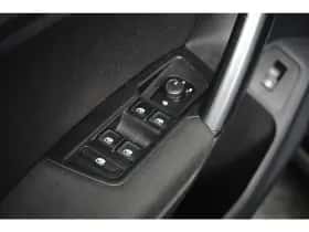 Volkswagen Tiguan (2022) thumbnail 19