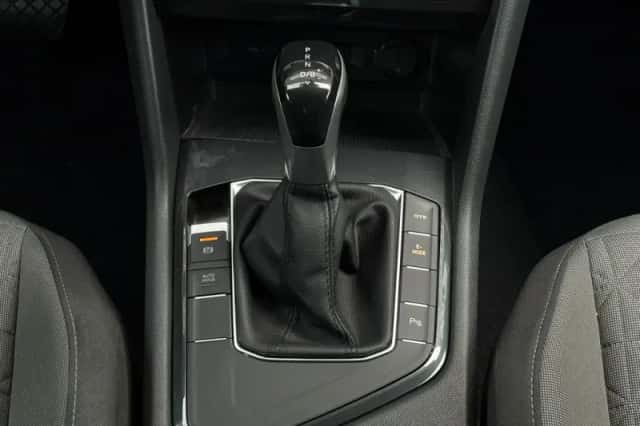 Volkswagen Tiguan (2022) thumbnail 20