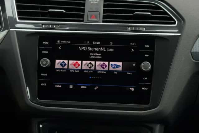 Volkswagen Tiguan (2022) thumbnail 21