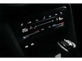 Volkswagen Tiguan (2022) thumbnail 25