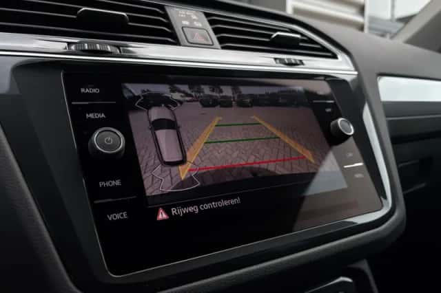 Volkswagen Tiguan (2022) thumbnail 30