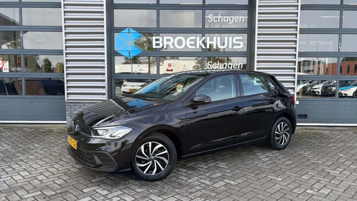 Volkswagen Polo (2023) — foto 1