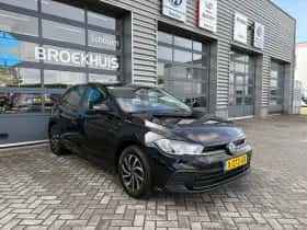 Volkswagen Polo (2023) thumbnail 4
