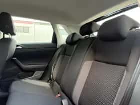 Volkswagen Polo (2023) thumbnail 34