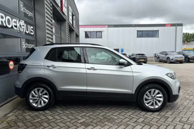 Volkswagen T-Cross (2021) thumbnail 5