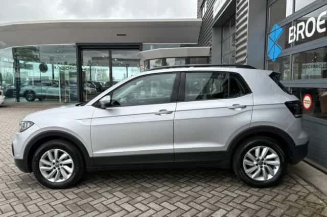 Volkswagen T-Cross (2021) thumbnail 6