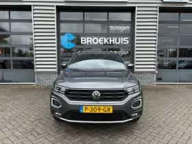 Volkswagen T-Roc (2022) thumbnail 3