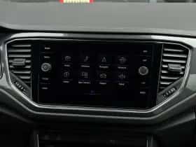 Volkswagen T-Roc (2022) thumbnail 24