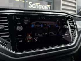 Volkswagen T-Roc (2022) thumbnail 28