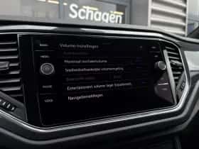 Volkswagen T-Roc (2022) thumbnail 29