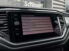 Volkswagen T-Roc (2022) thumbnail 39