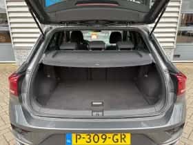 Volkswagen T-Roc (2022) thumbnail 41
