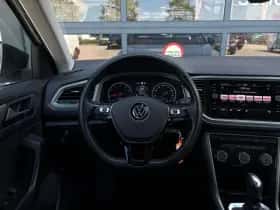 Volkswagen T-Roc (2021) thumbnail 11