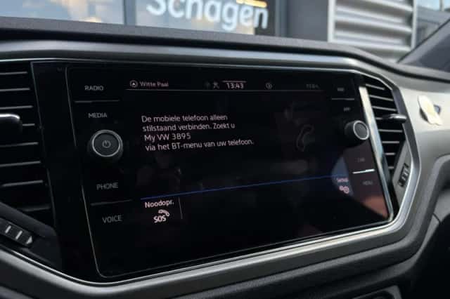 Volkswagen T-Roc (2021) thumbnail 24