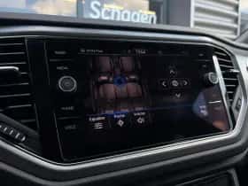 Volkswagen T-Roc (2021) thumbnail 26