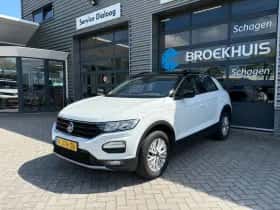 Volkswagen T-Roc (2021) thumbnail 4