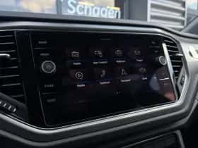 Volkswagen T-Roc (2021) thumbnail 35