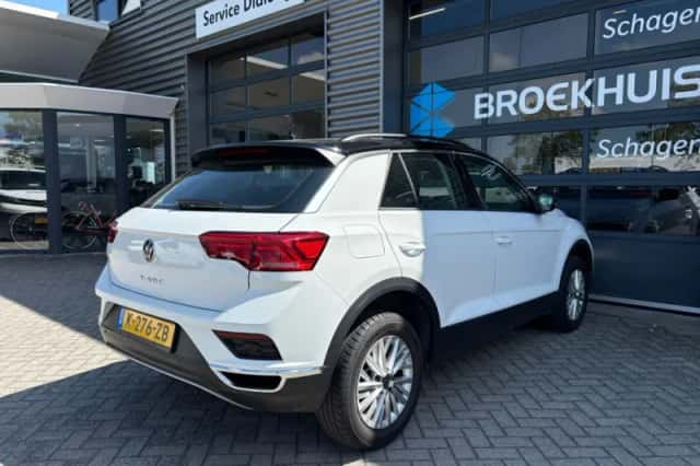 Volkswagen T-Roc (2021) thumbnail 7