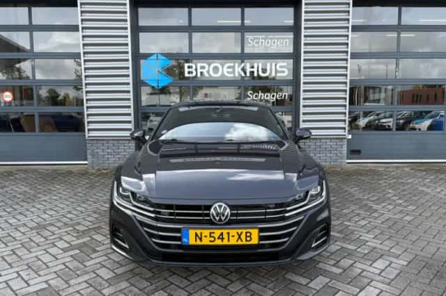 Volkswagen Arteon (2022) thumbnail 3