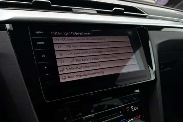 Volkswagen Arteon (2022) thumbnail 31