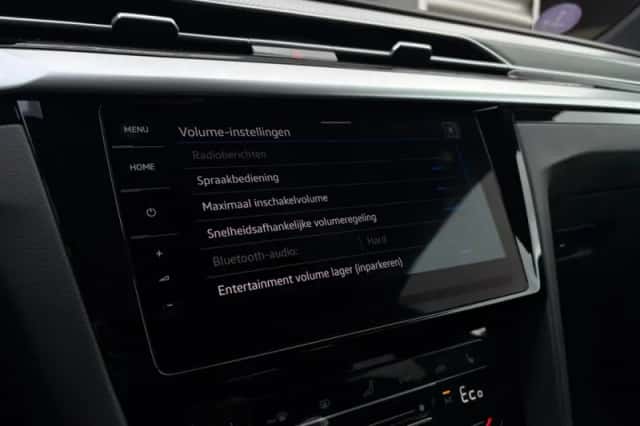 Volkswagen Arteon (2022) thumbnail 37