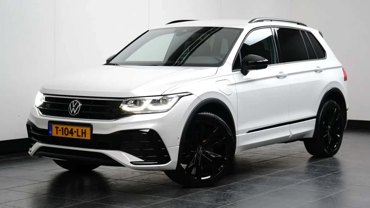 Volkswagen Tiguan (2023) — foto 1