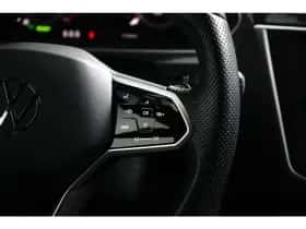 Volkswagen Tiguan (2023) thumbnail 12