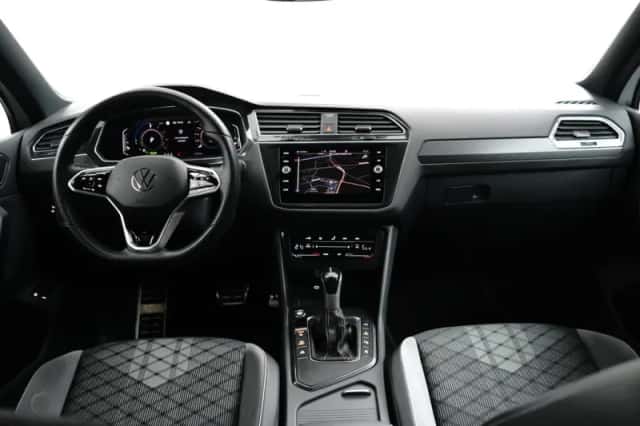 Volkswagen Tiguan (2023) thumbnail 13